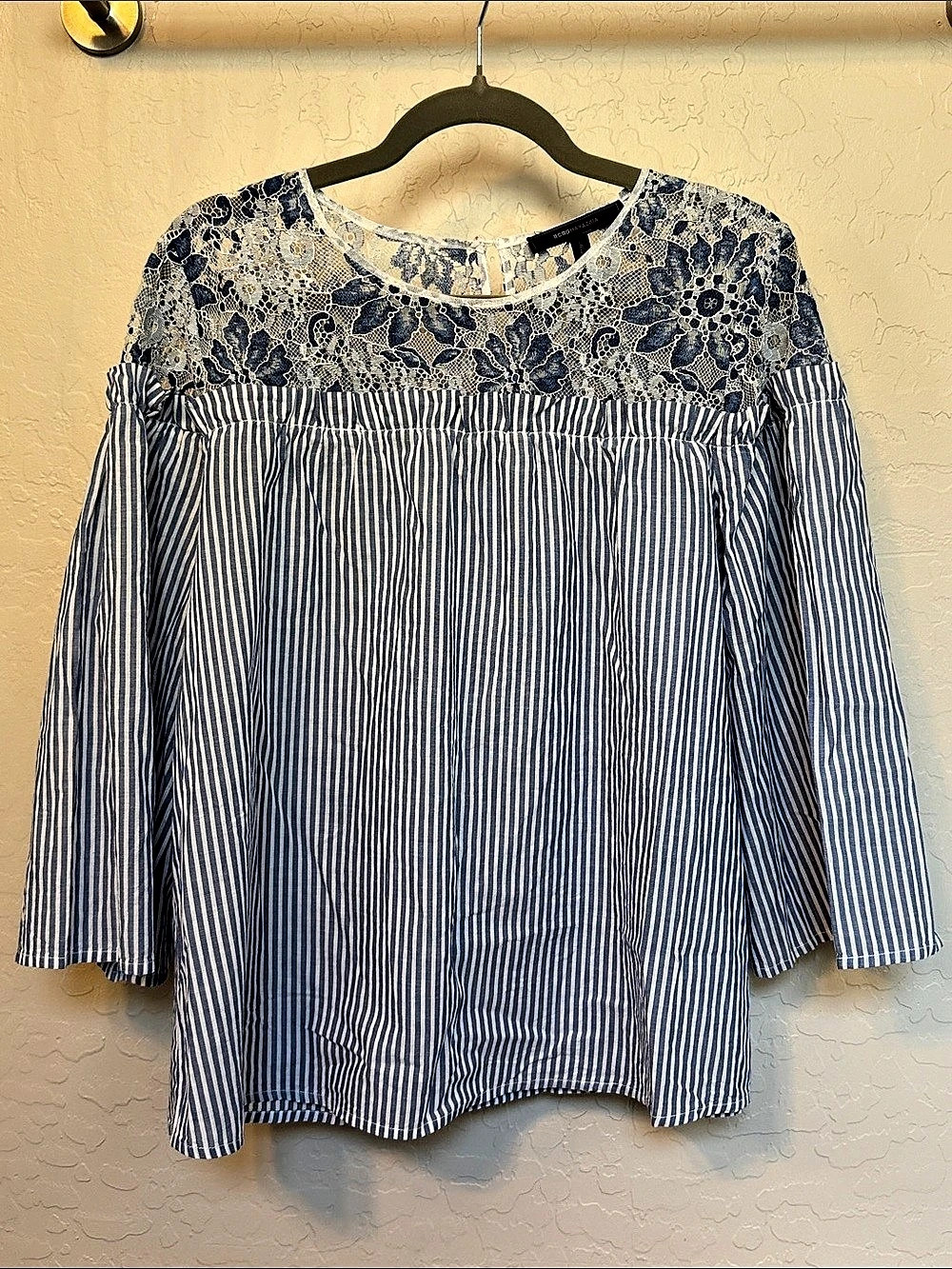 BCBG MAXAZRIA Blue and White Striped Lace Yoke Blouse Blue & White Striped Lace